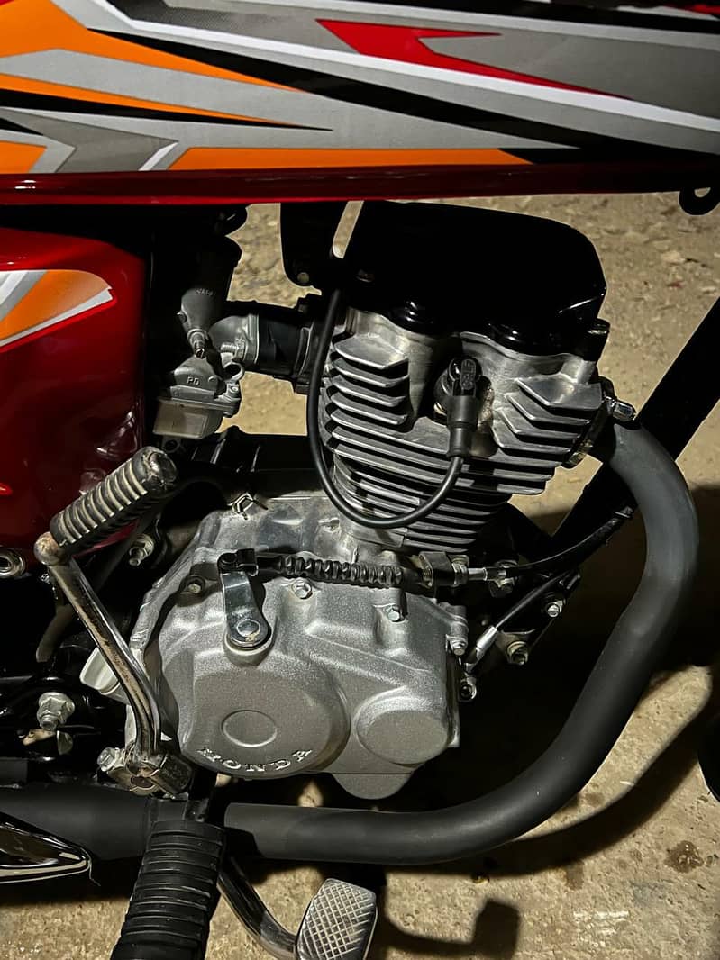 Honda 125.2004 model 5