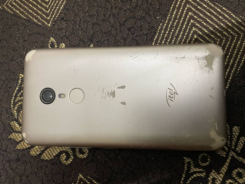 Itel A33 1