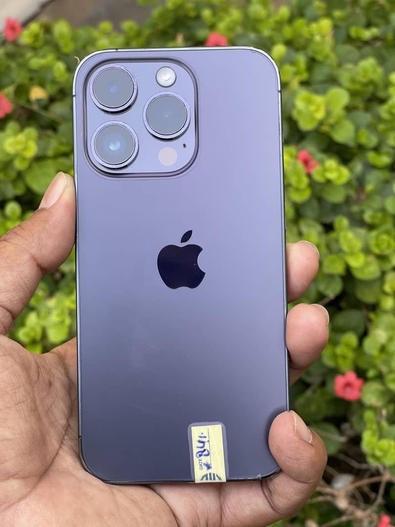 Apple iPhone 14 Pro 2
