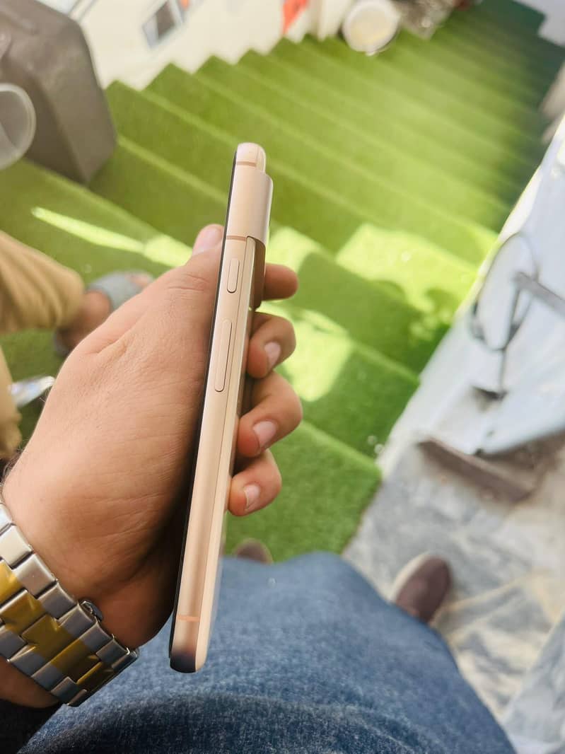 Google Pixel 8 1