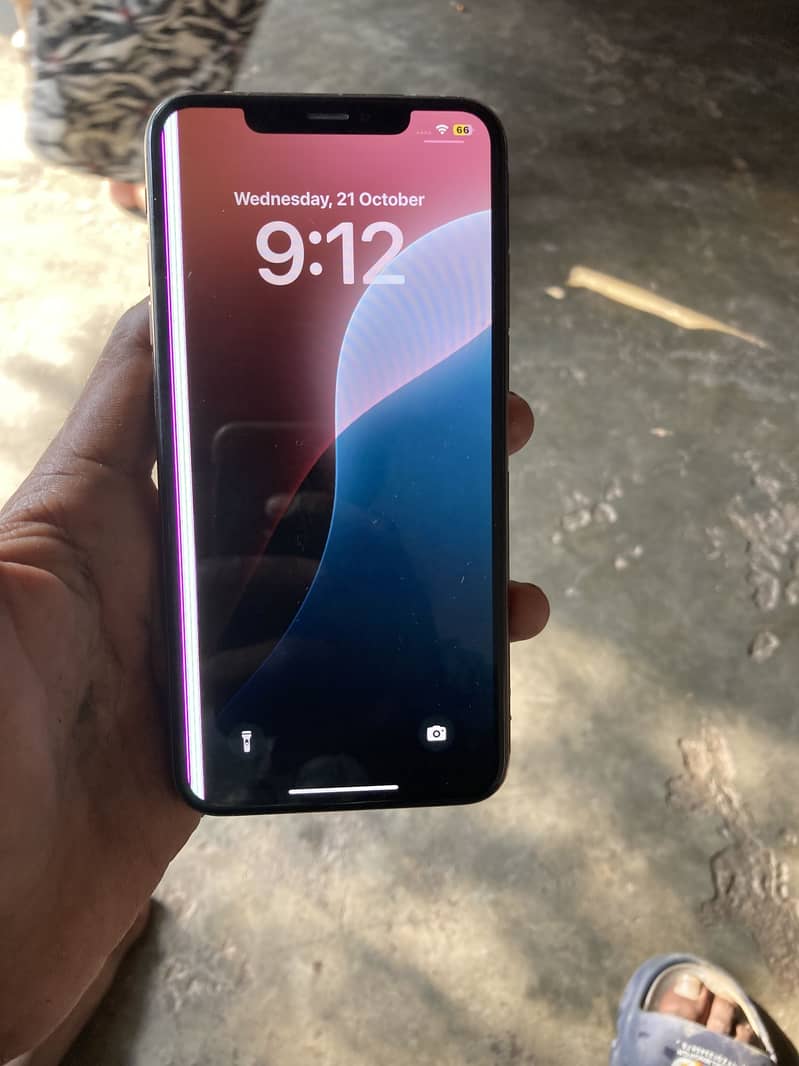 Apple iPhone XS Max 0