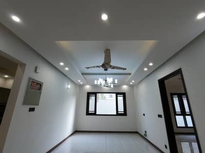 House For Grabs In 300 Square Yards Karachi