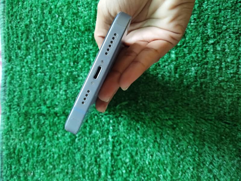 Apple iPhone 14 plus 4