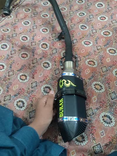 AKROPOVIC Exchust  for CB 150 with bnd  condition 10by10 1 day use