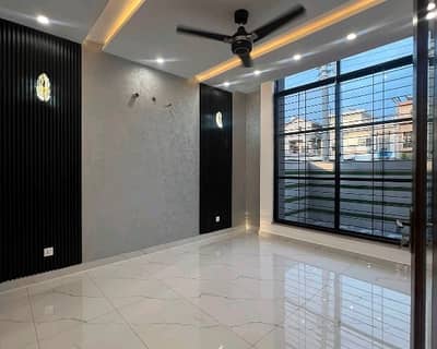Double Storey 10 Marla House For sale In Central Park - Block F Lahore