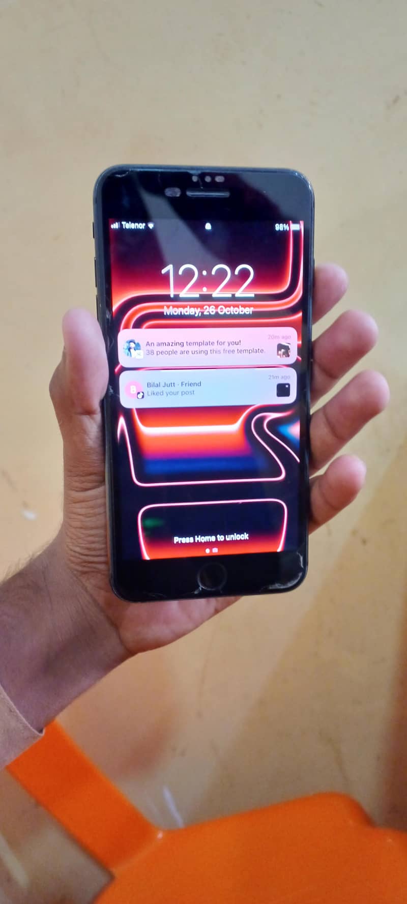 Apple iPhone 7 Plus 5