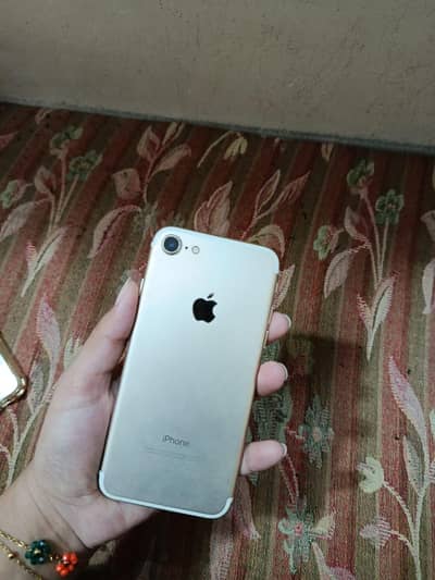 Apple iPhone 7