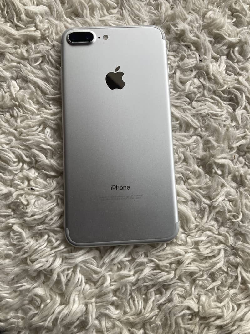 Apple iPhone 7 Plus 1