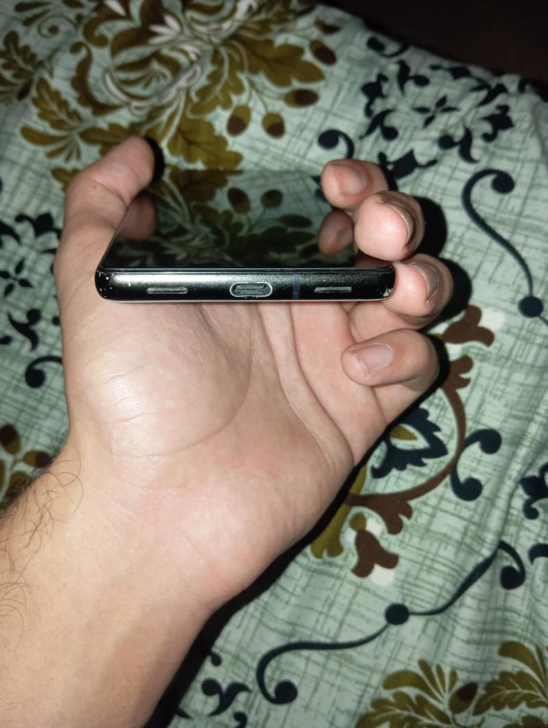 Google Pixel 6a 4