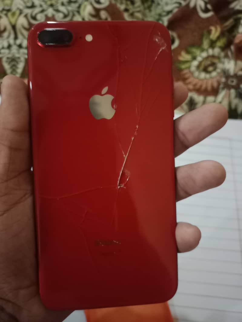 Apple iPhone 8 Plus 2
