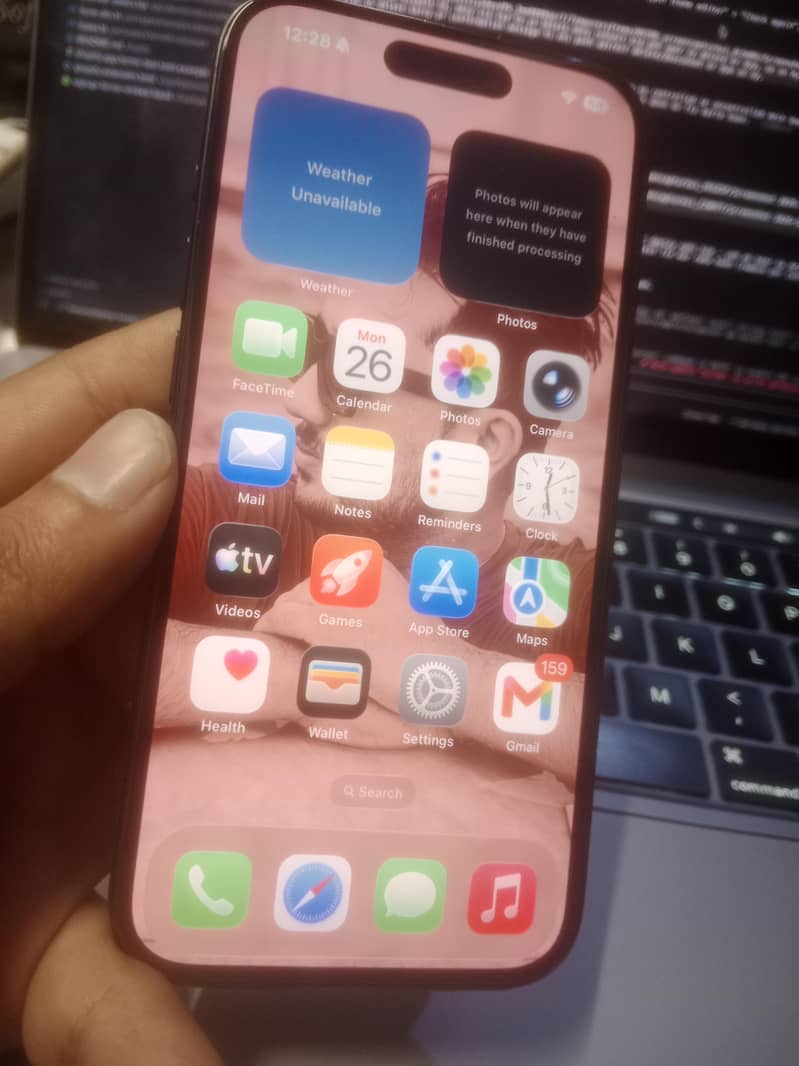 Apple iPhone 15 Pro 3