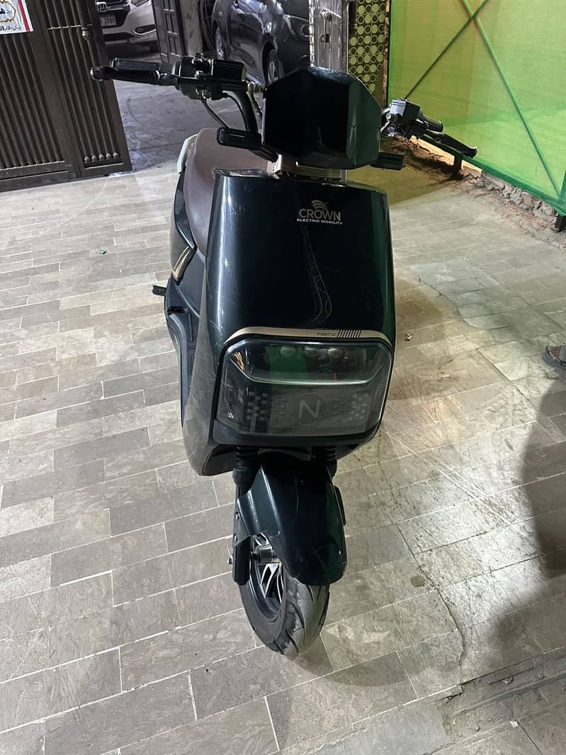 Crown FireFly Ev 3