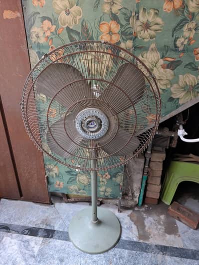 gfc pedestal fan
