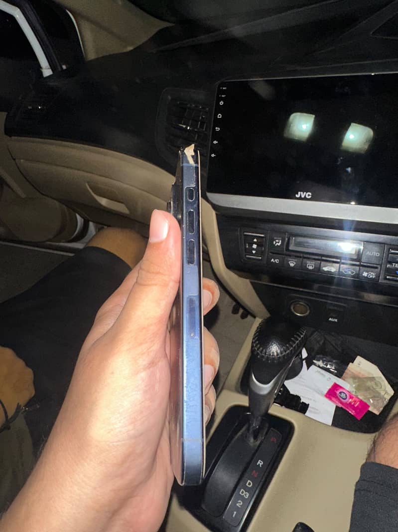 Apple iPhone 15 Pro 1