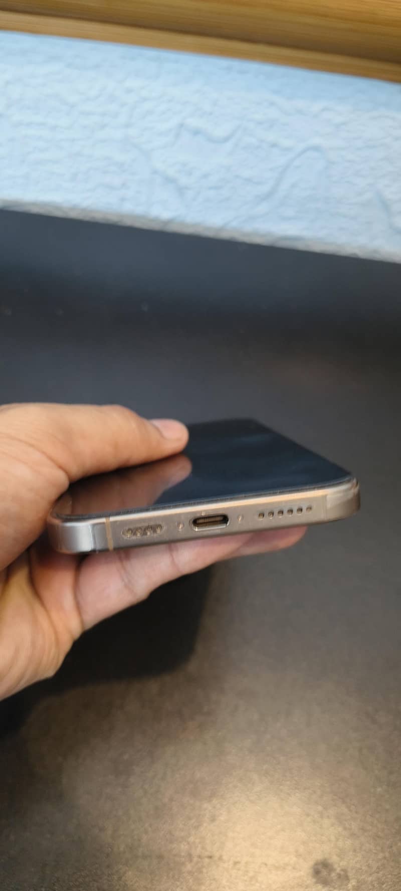 Apple iPhone 16 Pro Max 3
