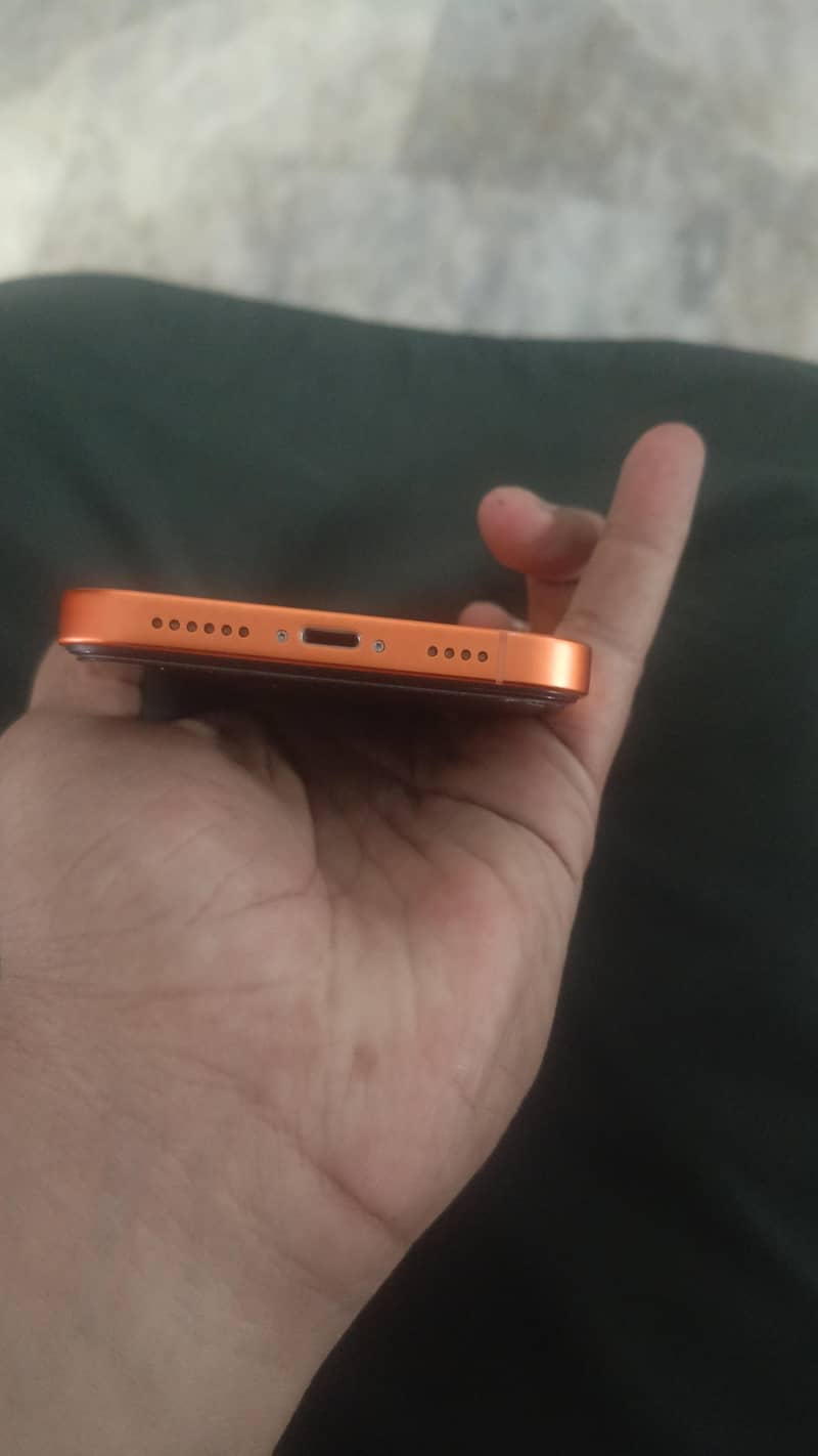 Apple iPhone XR 1