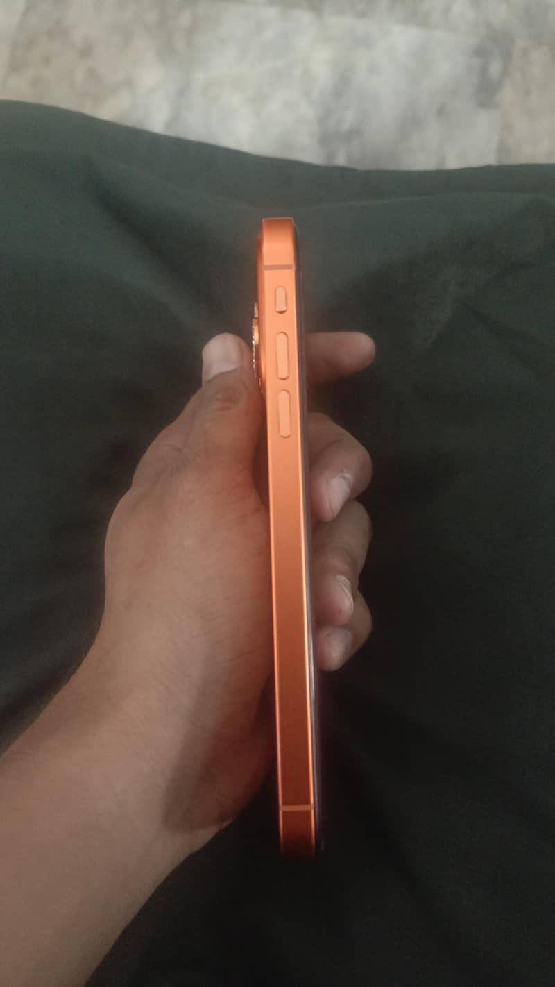 Apple iPhone XR 3