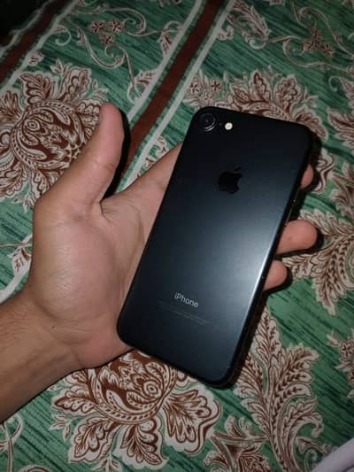 Apple iPhone 7