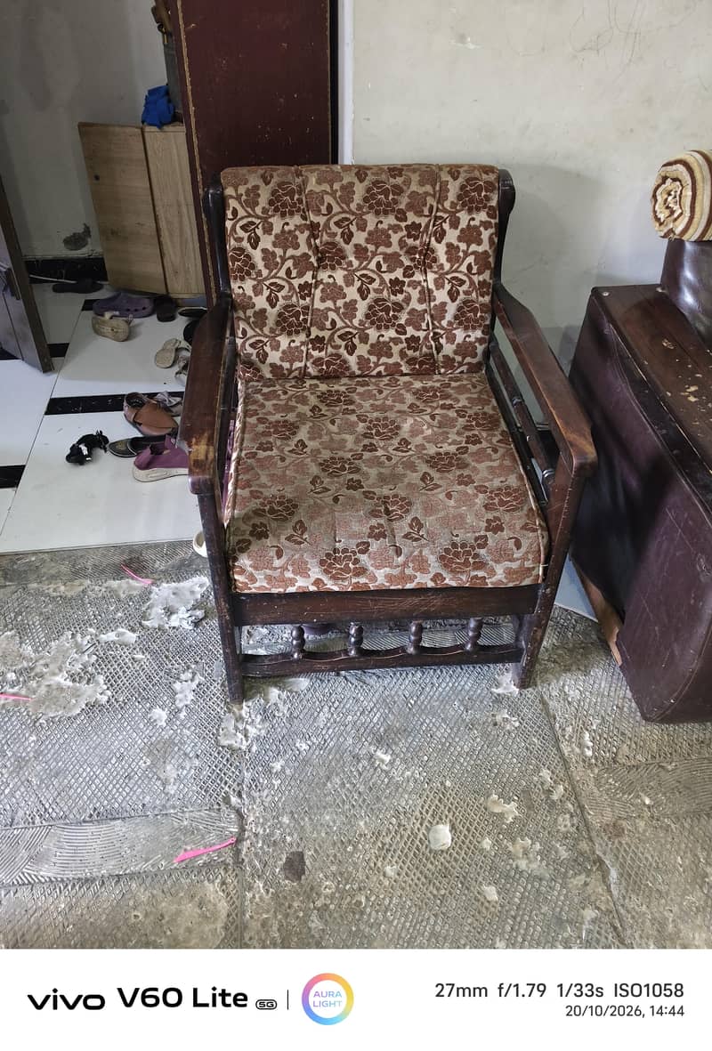 2 adad sofa set 7 seater 5