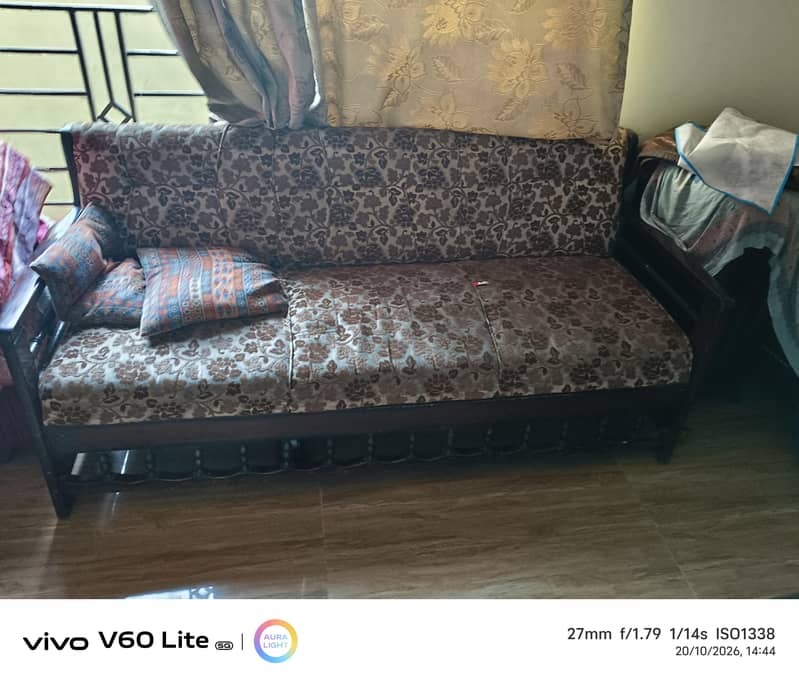 2 adad sofa set 7 seater 6