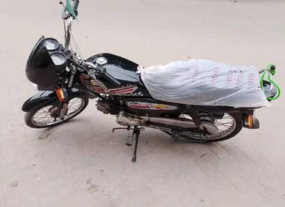 crown 100cc 2016