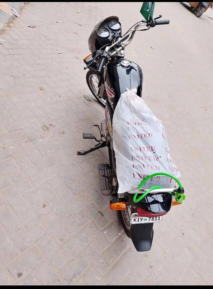 crown 100cc 2016 1