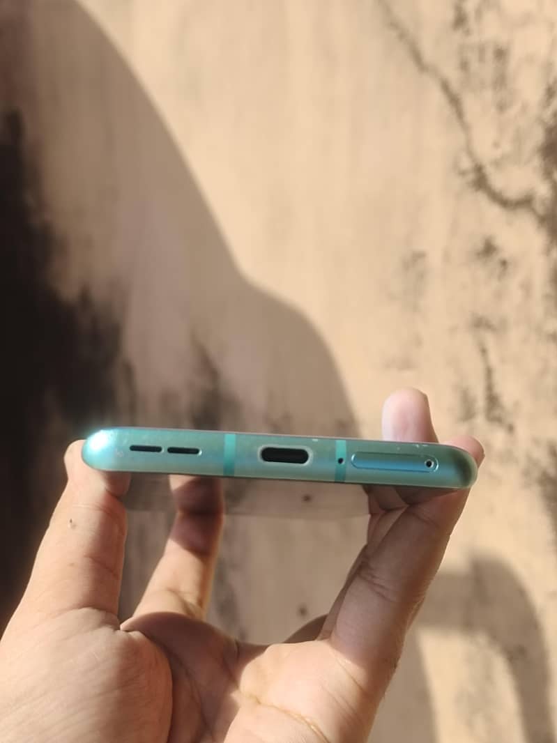 One Plus 8 12/256 2