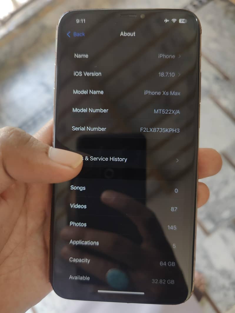 Apple iPhone XS Max 3