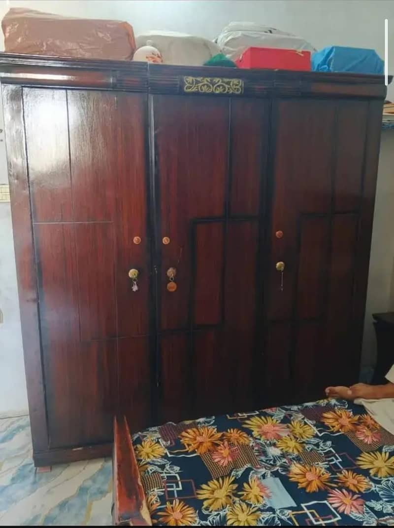 Double Bed Side 4