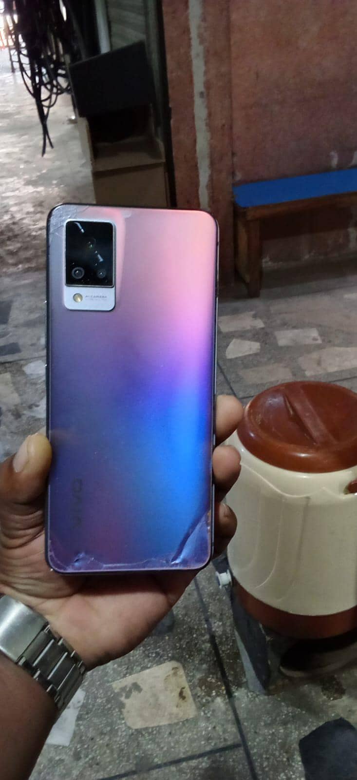 Vivo V21 1