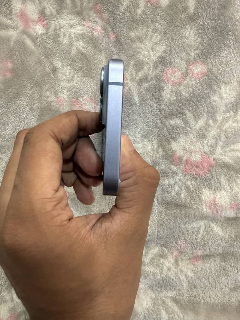 Apple iPhone 14 2