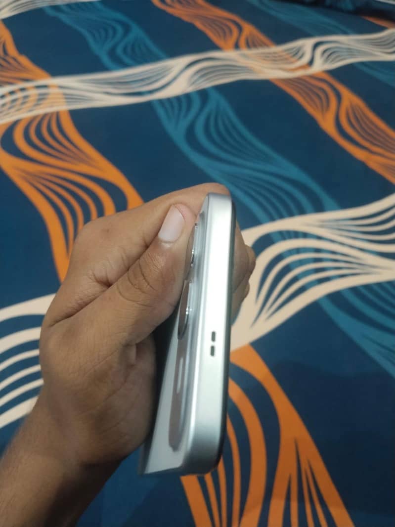 Infinix Smart 8 Plus 4
