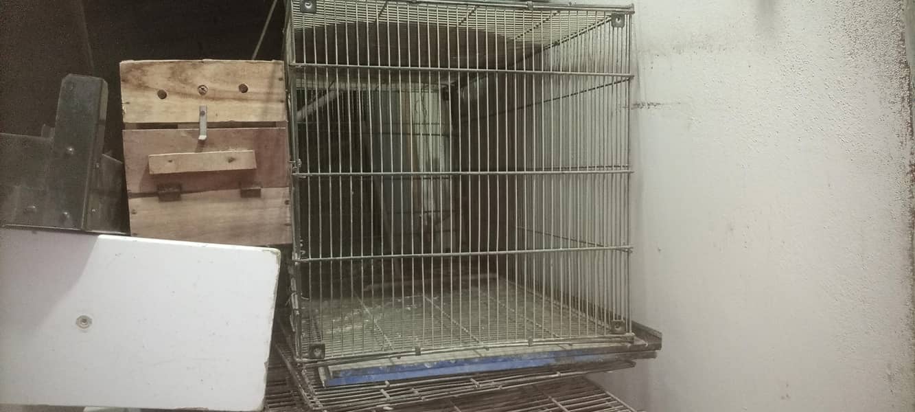 cages 0