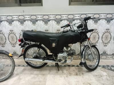 Honda CD 70 black color all  parts original model 2025 condition 10/10