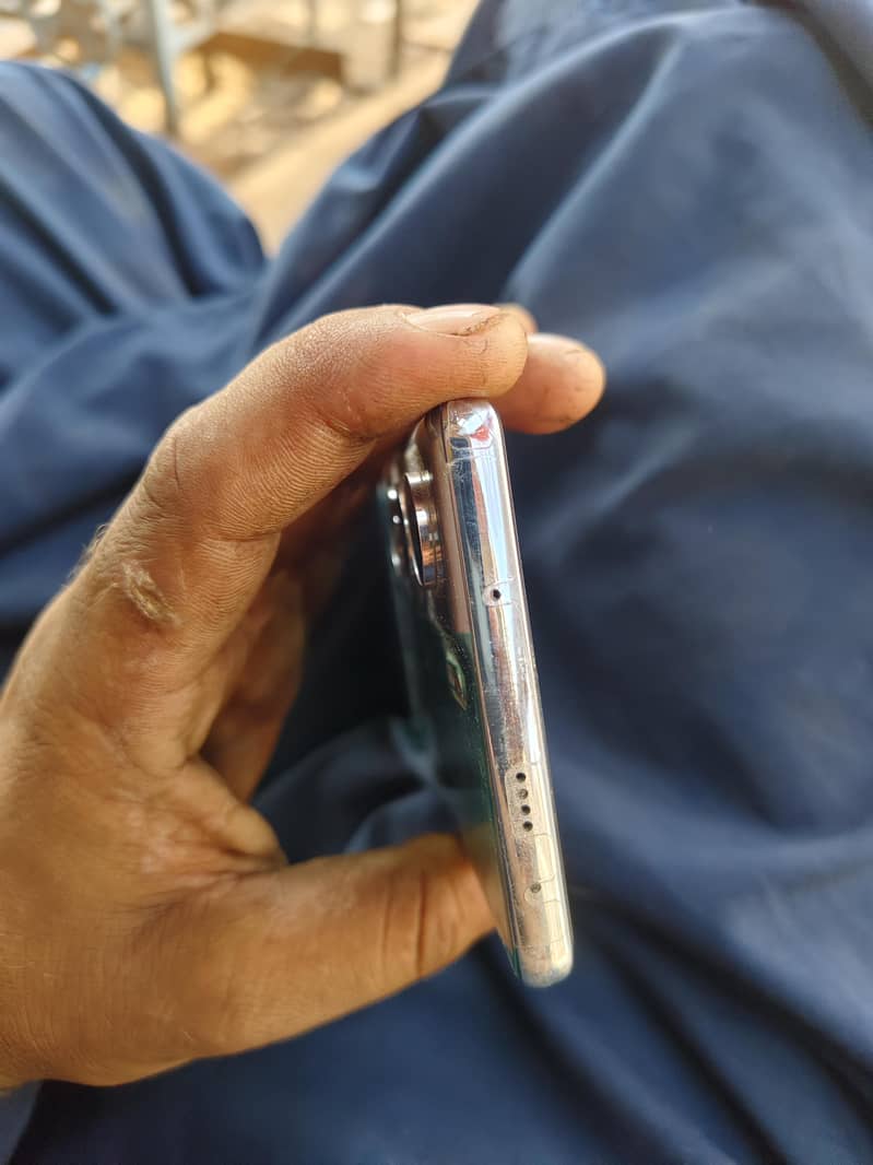 Tecno CAMON 40 Pro 3