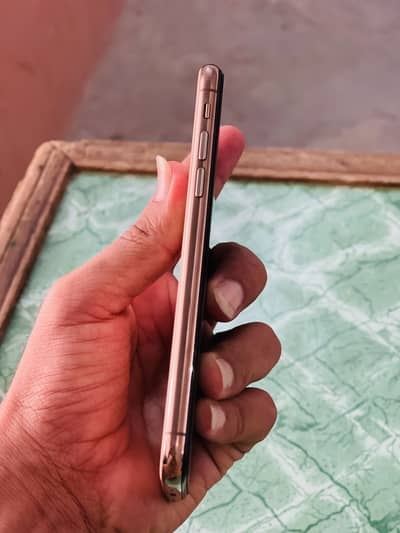 Apple iPhone XS pta approved saf condition 64gb battery service