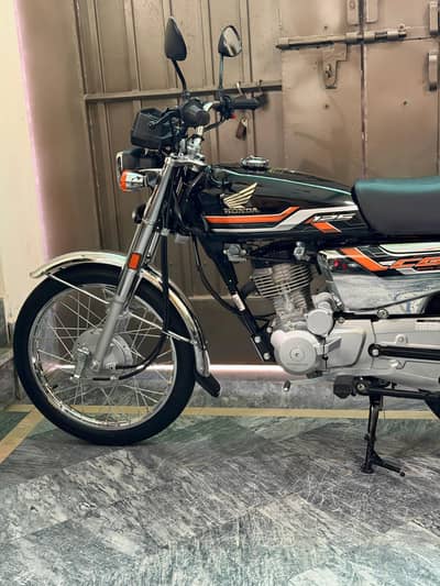 HONDA SPECIAL EDITION BLACK APPLIED FOR 2027