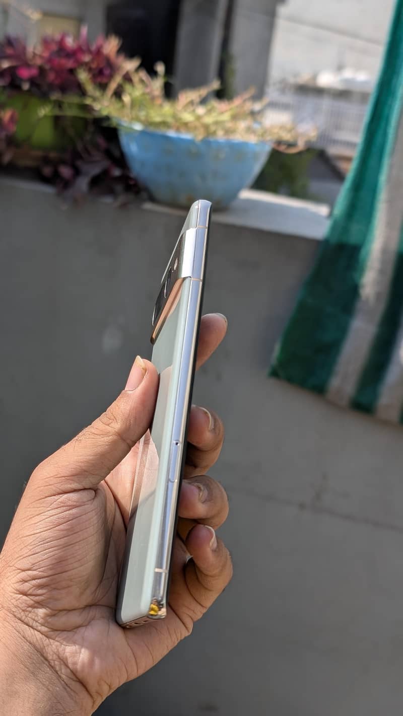 Google Pixel 7 Pro 4