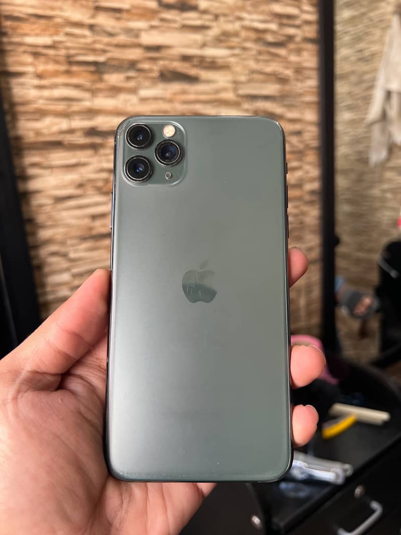Apple iPhone 11 Pro Max 3