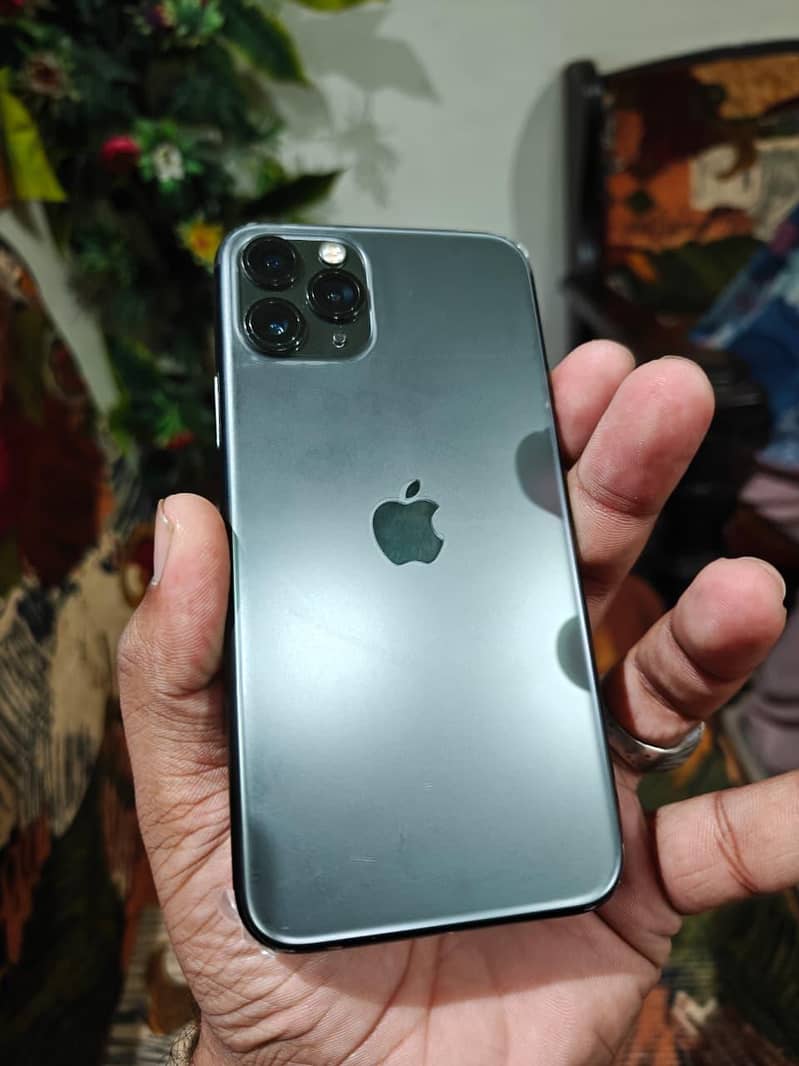 Apple iPhone 11 Pro 8