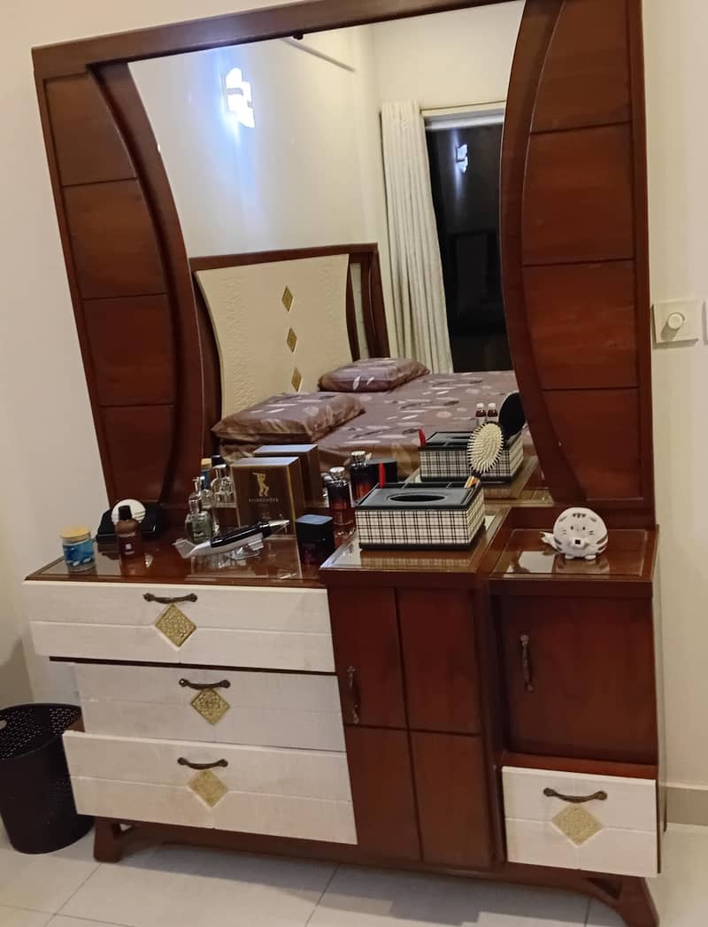 Bed room set 1