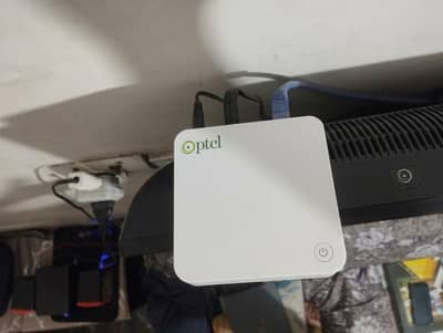 PTCL SMART TV WITH BOX