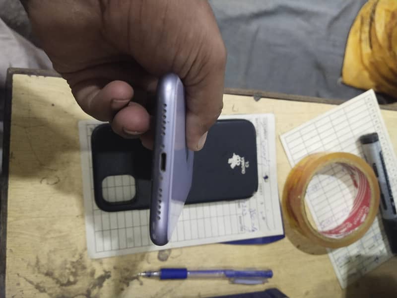 Apple iPhone 11 2