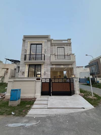 *5 Marla Brand New House For Rent In DHA Phase 9 Town, Lahore - Prime Location*