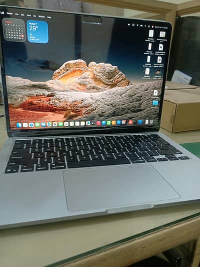 Apple MacBook Air M4 13-inch | 16GB RAM | 256GB SSD