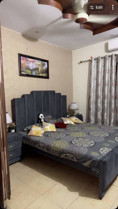 King bed set hai or side table dressing and mirror