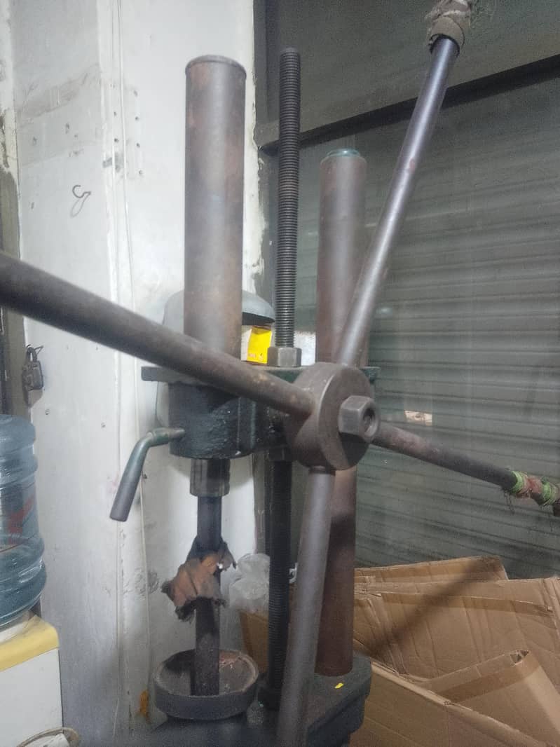 hand moulding machine 4