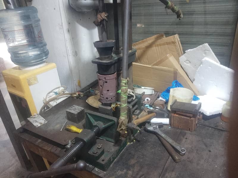 hand moulding machine 5