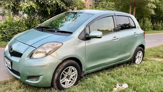 Toyota Vitz 2013