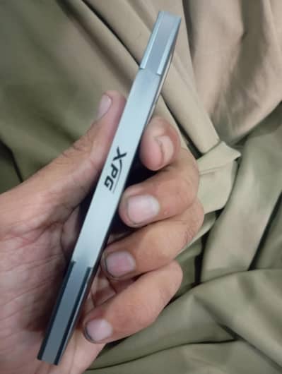 8 GB DDR4 RAM FOR SALE